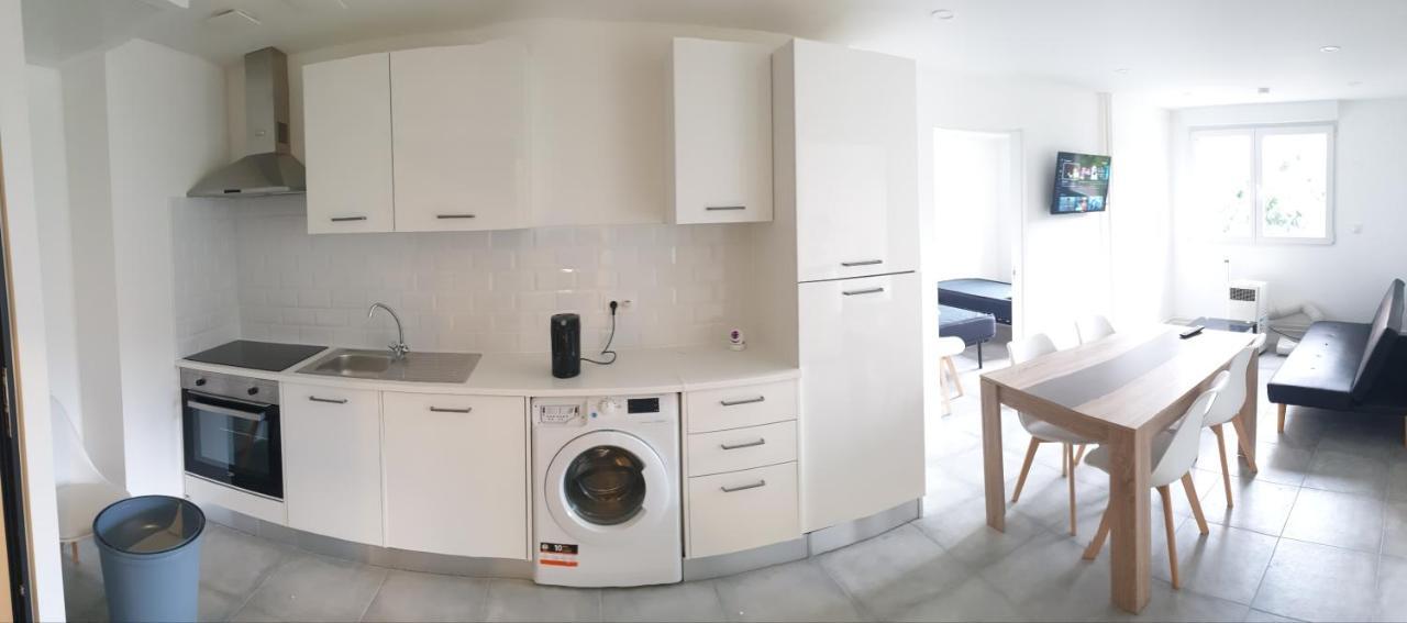 Appartements Renove 2023 Proche Aeroport 5Min, Gare Sncf 2 Min, Tramway Au Pied De L'Immeuble , Parking Possible, Renovated Apartments 2023 Near The Airport 5 Min, Train Station 2 Min, Tram Next To The Building 1 Min, Parking Possible Niza Exterior foto